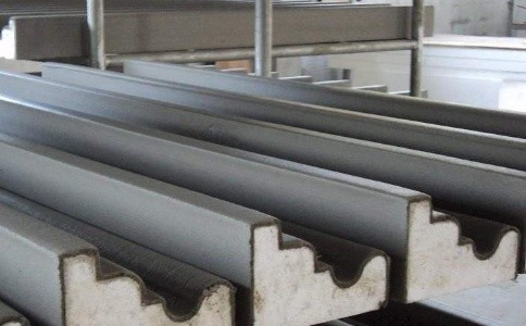 四川eps線條廠： eps裝飾線條有哪些比較常見(jiàn)的種類(lèi)？